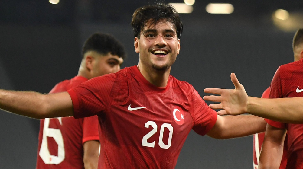 Aral Şimşir, sakatlığı nedeniyle A Millî Takım kadrosunda yer alamayacak