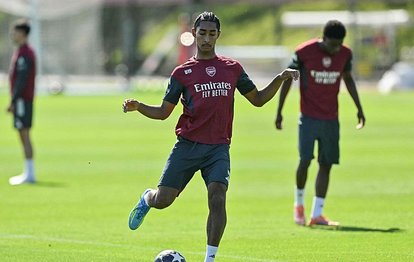 Arsenal, 16 yaşındaki Marli Salmon ile ön sözleşme imzaladı