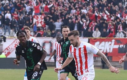 "Boluspor, Ev Sahibi Olduğu Sakaryaspor'u 2-0 Yenerek Puanını Katladı!"