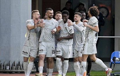 "Kocaelispor, İkas Eyüpspor Karşısında Zaferle Ayrıldı: 1-0'lık Skorla Deplasman Galibiyeti"