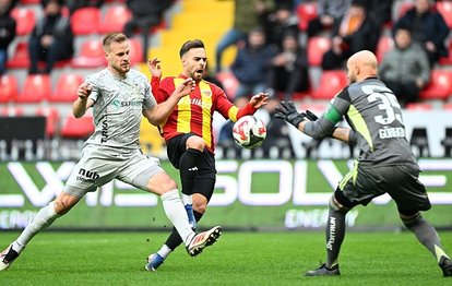 "Kocaelispor, Zorlu Deplasmanda Kayserispor'u 2-1 Mağlup Ediyor: Süper Lig'de Heyecan Dorukta!"